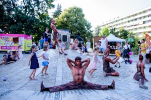 Fantasztikus hangulatban zárult a Kecskeméti Hírös Agóra 5. Street Food Street Art és Borsétánya, ahol több ezren kapcsolódtak ki Kecskemét Főterén