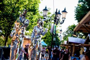 Fantasztikus hangulatban zárult a Kecskeméti Hírös Agóra 5. Street Food Street Art és Borsétánya, ahol több ezren kapcsolódtak ki Kecskemét Főterén