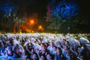 Fantasztikus hangulatban zárult a Kecskeméti Hírös Agóra 5. Street Food Street Art és Borsétánya, ahol több ezren kapcsolódtak ki Kecskemét Főterén